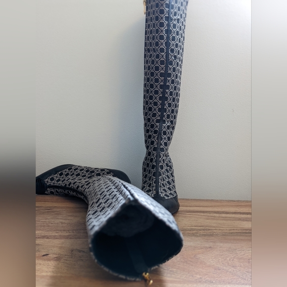 Armani Vintage Boots Size 37 - Picture 10 of 14